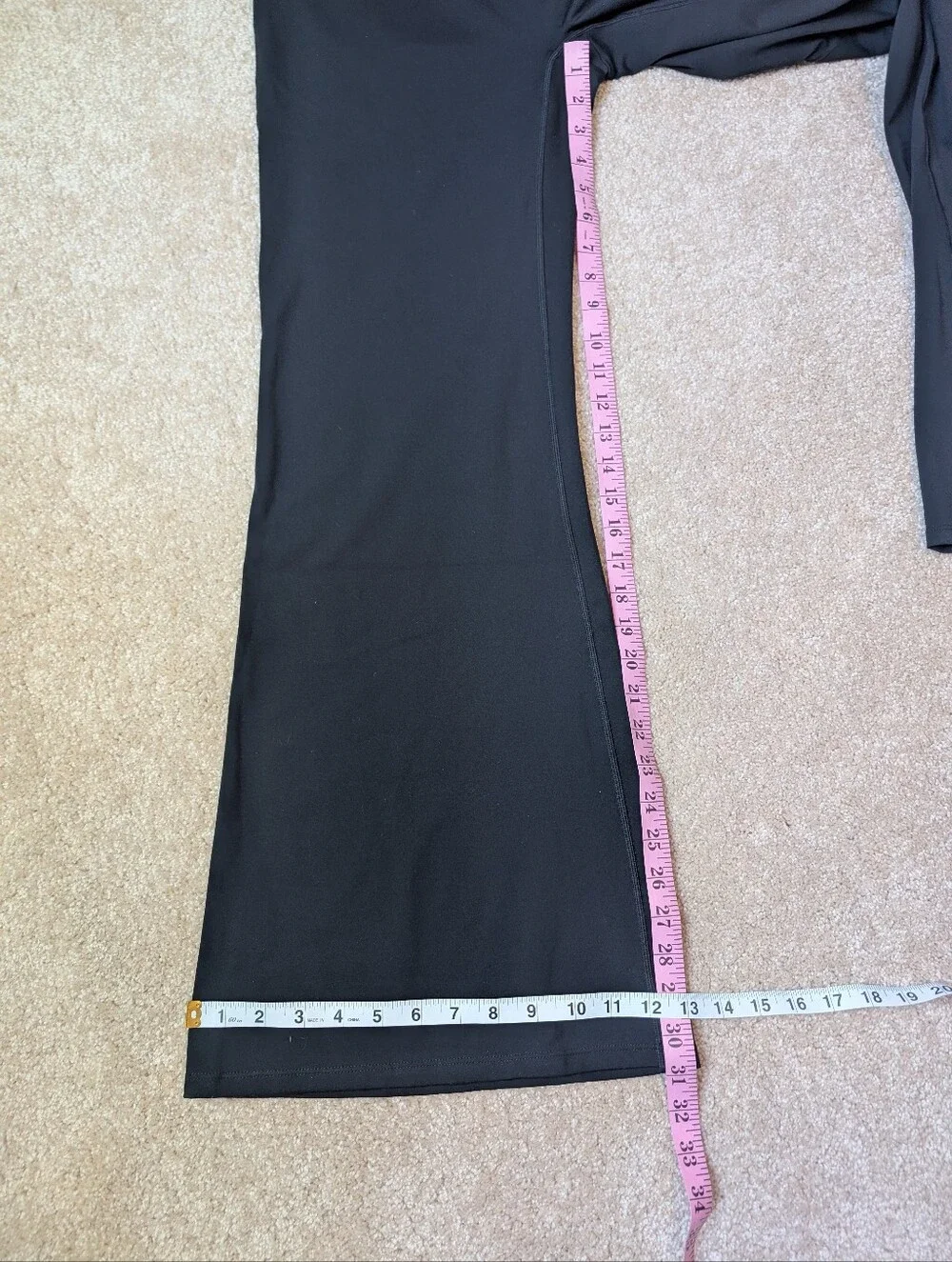 NWT Halara Black Daystretch High Waisted Ruched Flare Workout Leggings Pants - Picture 7 of 8